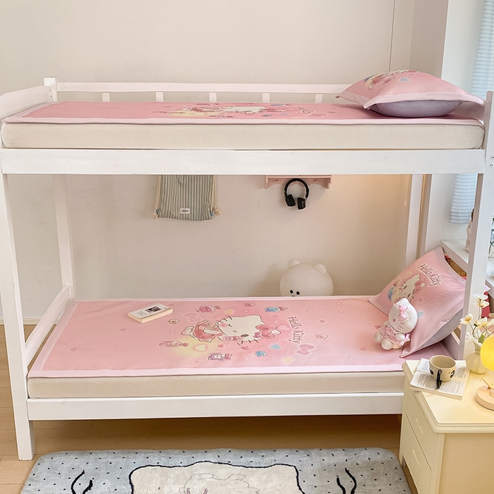 91家纺网 家纺一手货源 找家纺 蓝邻家纺 2025新款学生专用印花冰藤席 梦幻kitty猫