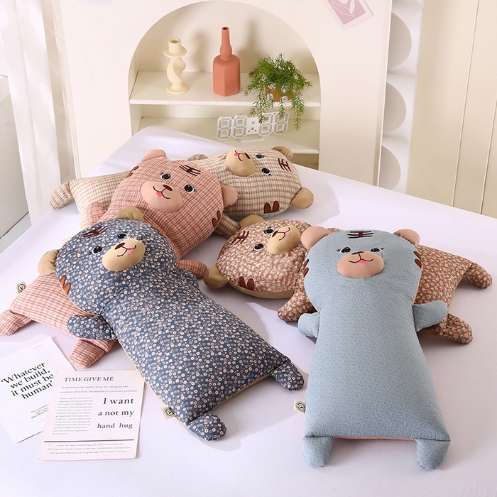 91家纺网 家纺一手货源 找家纺 （总）蔻眠 小虎牙-全棉卡通荞麦枕儿童学生成人护颈枕芯