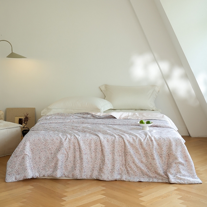 91家纺网 家纺一手货源 找家纺 禾时 2025新款60支奥地利进口兰精天丝数码印花夏被空调被夏凉被薄被子 薇薇安-绵白