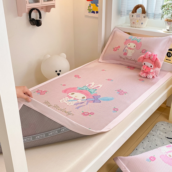 91家纺网 家纺一手货源 找家纺 蓝邻家纺 2025新款学生专用印花冰藤席 魔法美乐蒂