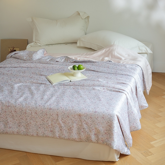 91家纺网 家纺一手货源 找家纺 禾时 2025新款60支奥地利进口兰精天丝数码印花夏被空调被夏凉被薄被子 薇薇安-绵白