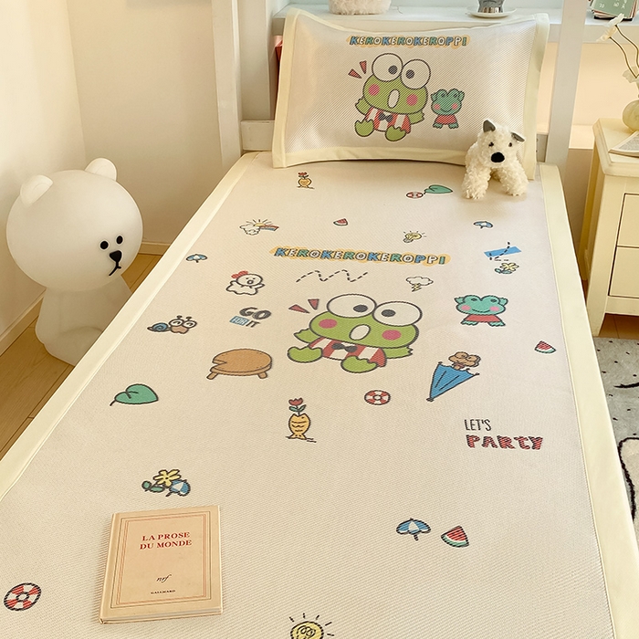 91家纺网 家纺一手货源 找家纺 蓝邻家纺 2025新款学生专用印花冰藤席 派对三眼蛙