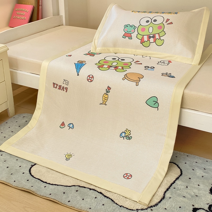 91家纺网 家纺一手货源 找家纺 蓝邻家纺 2025新款学生专用印花冰藤席 派对三眼蛙