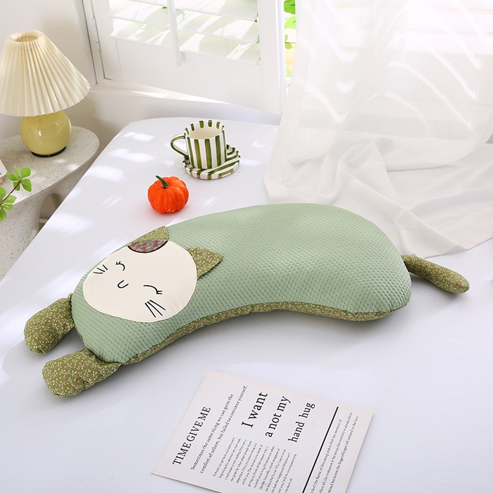 蔻眠 2025可爱猫-凉感丝荞麦护颈枕头儿童卡通枕芯 绿色 30x65cm