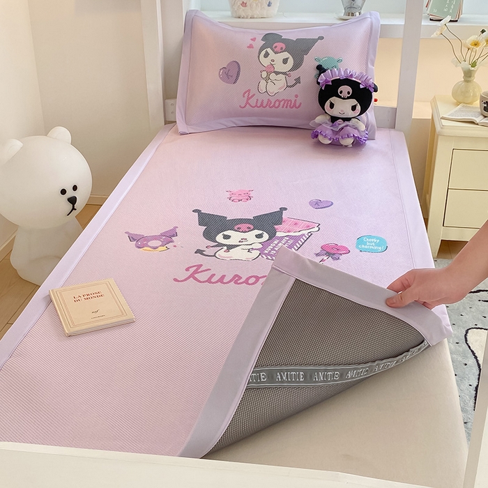 91家纺网 家纺一手货源 找家纺 蓝邻家纺 2025新款学生专用印花冰藤席 糖果库洛米