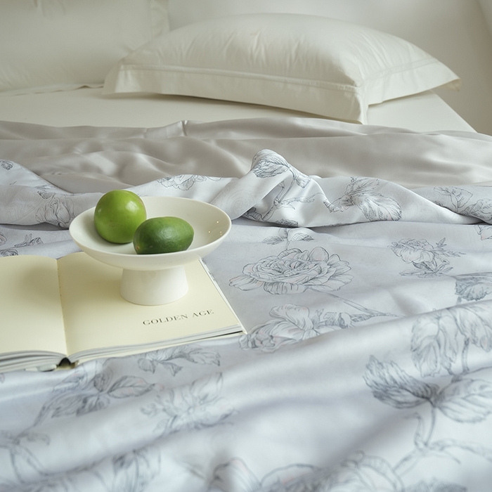 91家纺网 家纺一手货源 找家纺 禾时 2025新款60支奥地利进口兰精天丝数码印花夏被空调被夏凉被薄被子 夏洛-灰