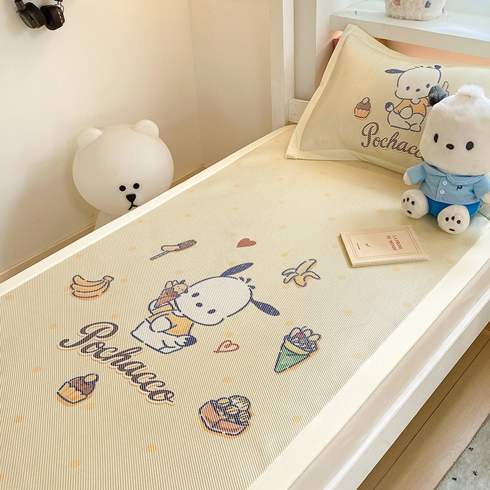 91家纺网 家纺一手货源 找家纺 蓝邻家纺 2025新款学生专用印花冰藤席 甜品帕恰狗