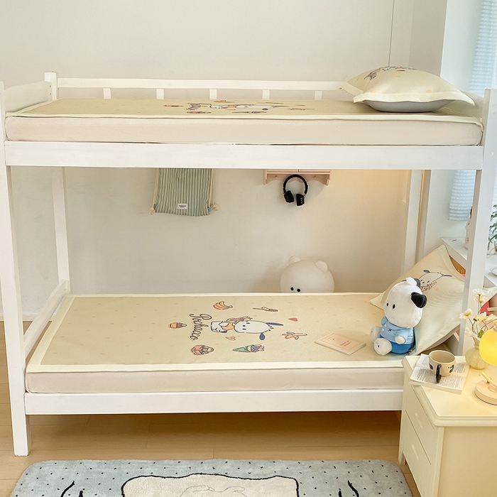 91家纺网 家纺一手货源 找家纺 蓝邻家纺 2025新款学生专用印花冰藤席 甜品帕恰狗