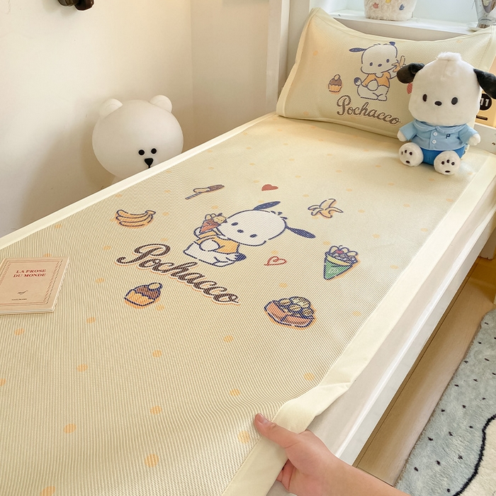 91家纺网 家纺一手货源 找家纺 蓝邻家纺 2025新款学生专用印花冰藤席 甜品帕恰狗