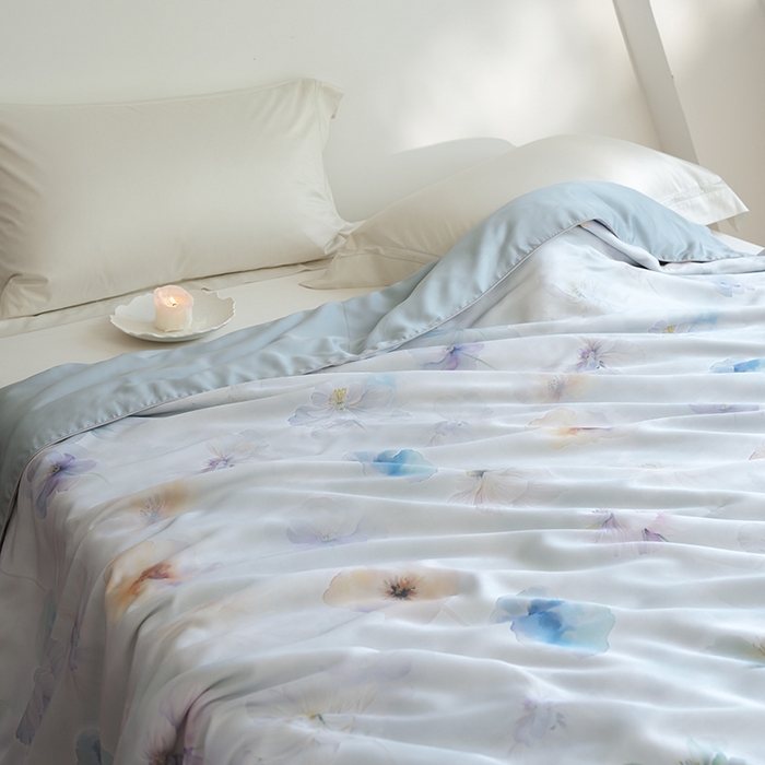 91家纺网 家纺一手货源 找家纺 禾时 2025新款60支奥地利进口兰精天丝数码印花夏被空调被夏凉被薄被子 夏芷-淡蓝