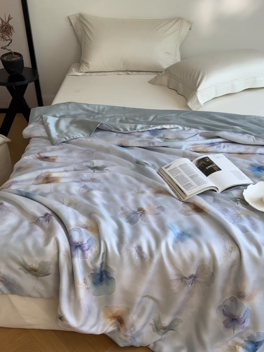 91家纺网 家纺一手货源 找家纺 禾时 2025新款60支奥地利进口兰精天丝数码印花夏被空调被夏凉被薄被子 夏芷-淡蓝