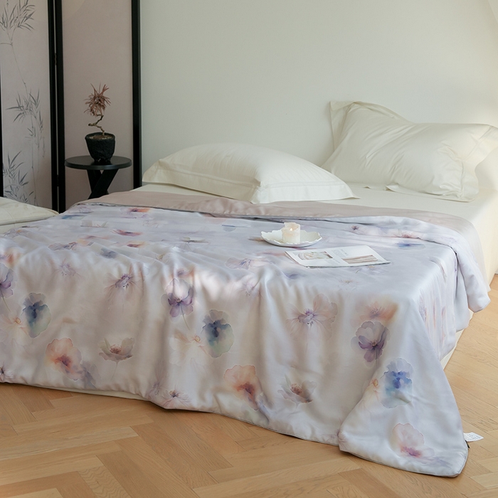 91家纺网 家纺一手货源 找家纺 禾时 2025新款60支奥地利进口兰精天丝数码印花夏被空调被夏凉被薄被子 夏芷-浅紫