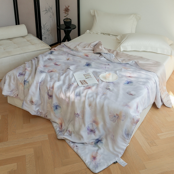 91家纺网 家纺一手货源 找家纺 禾时 2025新款60支奥地利进口兰精天丝数码印花夏被空调被夏凉被薄被子 夏芷-浅紫