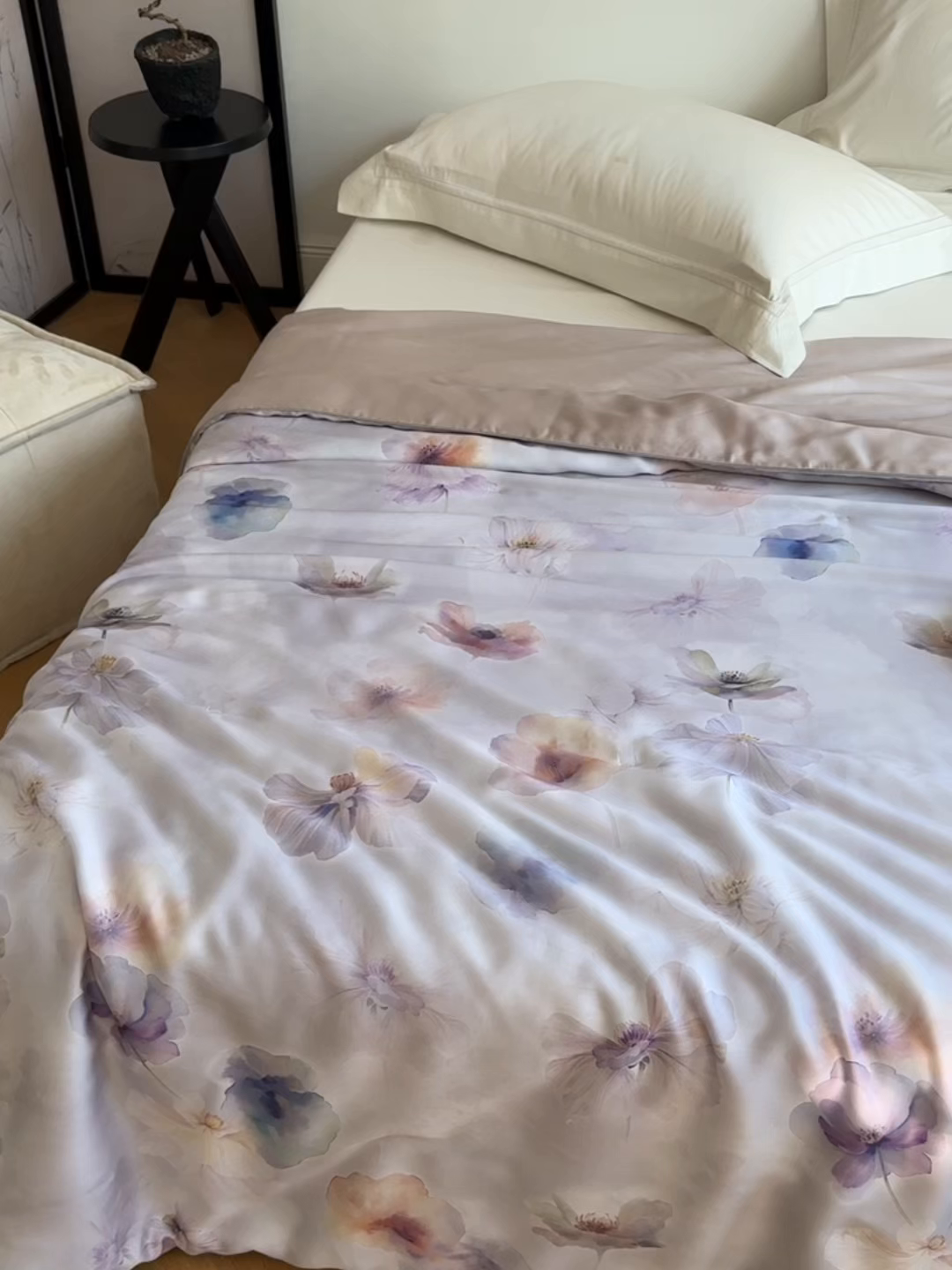91家纺网 家纺一手货源 找家纺 禾时 2025新款60支奥地利进口兰精天丝数码印花夏被空调被夏凉被薄被子 夏芷-浅紫