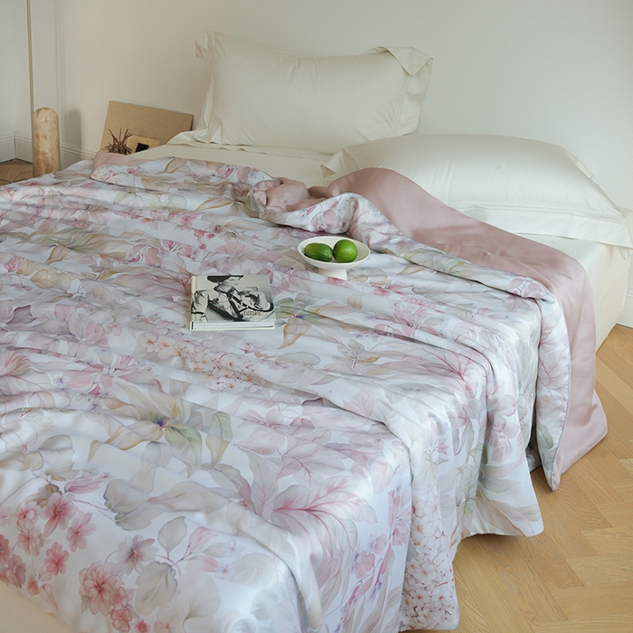 91家纺网 家纺一手货源 找家纺 禾时 2025新款60支奥地利进口兰精天丝数码印花夏被空调被夏凉被薄被子 伊娜