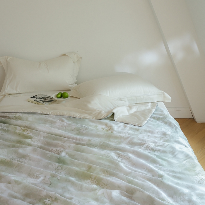 91家纺网 家纺一手货源 找家纺 禾时 2025新款60支奥地利进口兰精天丝数码印花夏被空调被夏凉被薄被子 知槿-绿