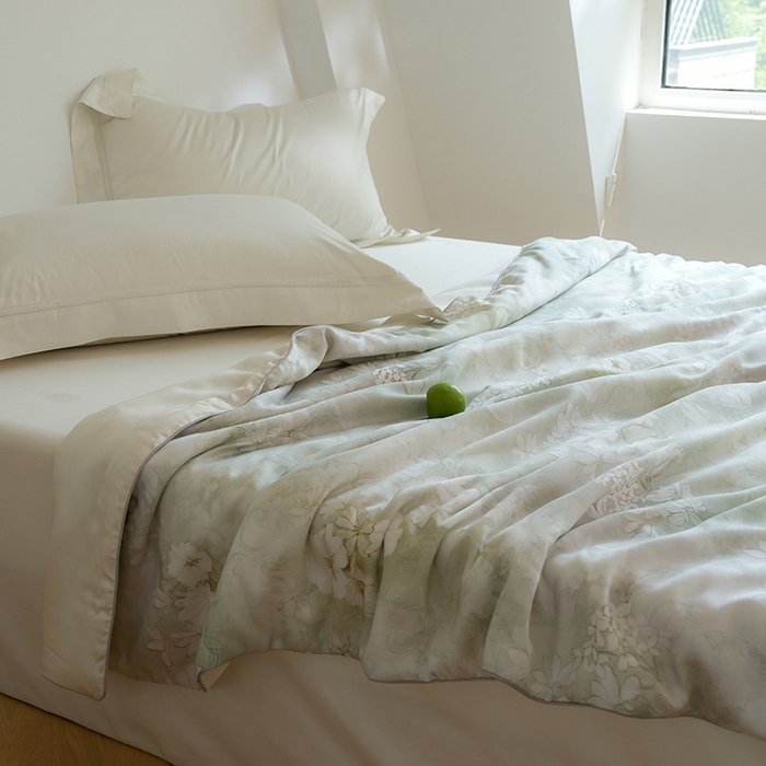 91家纺网 家纺一手货源 找家纺 禾时 2025新款60支奥地利进口兰精天丝数码印花夏被空调被夏凉被薄被子 知槿-绿