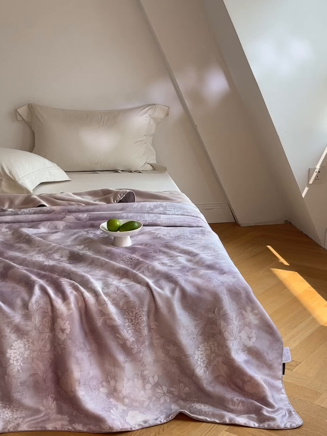 91家纺网 家纺一手货源 找家纺 禾时 2025新款60支奥地利进口兰精天丝数码印花夏被空调被夏凉被薄被子 知槿-紫