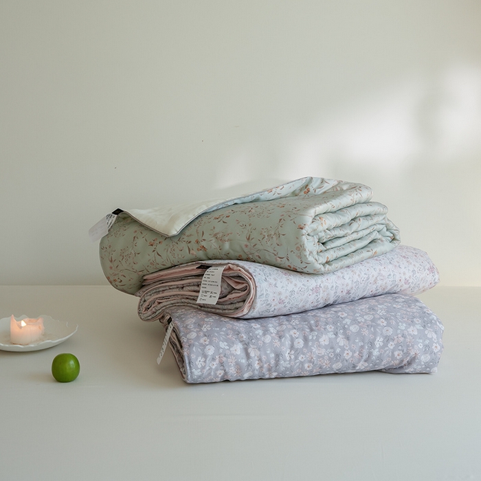 91家纺网 家纺一手货源 找家纺 禾时 2025新款60支奥地利进口兰精天丝数码印花夏被空调被夏凉被薄被子 组合+包装图仅供参考