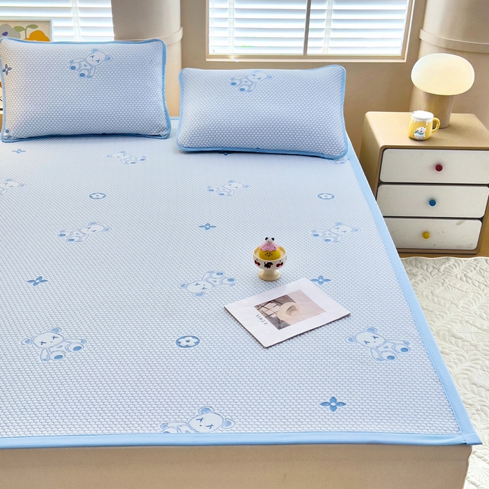 91家纺网 家纺一手货源 找家纺 找底底家纺 2025新款直播A类冰豆豆软席可机洗空调席子凉席三件套 暴力熊-天蓝