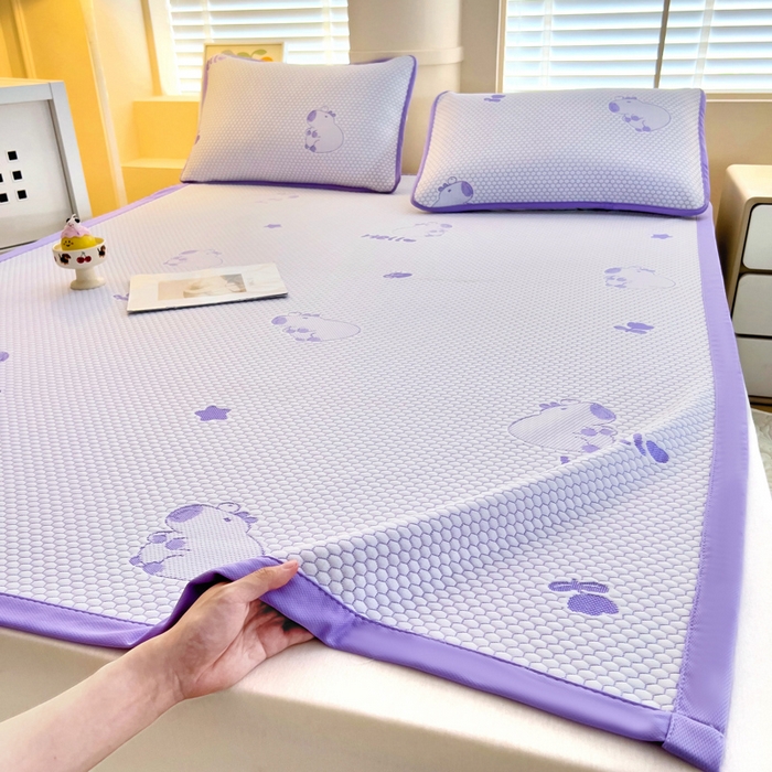 91家纺网 家纺一手货源 找家纺 找底底家纺 2025新款直播A类冰豆豆软席可机洗空调席子凉席三件套 卡皮巴拉-黛紫