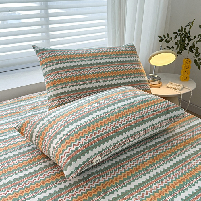 91家纺网 家纺一手货源 找家纺 红日子纺织品 2025新款直播热卖原棉提花锻条老粗布印花床单三件套 简爱