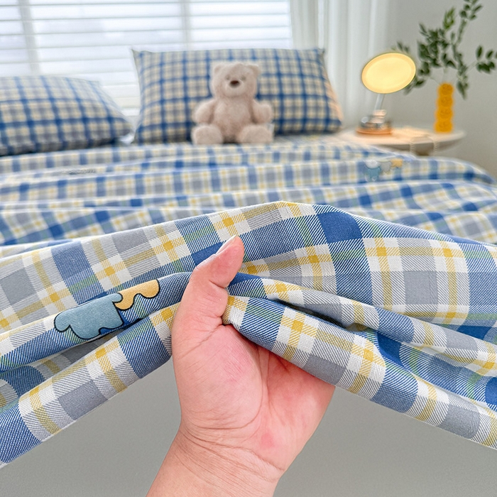 91家纺网 家纺一手货源 找家纺 红日子纺织品 2025新款直播热卖原棉提花锻条老粗布印花床单三件套 蓝格