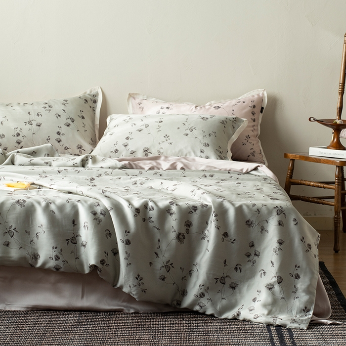 91家纺网 家纺一手货源 找家纺 禾时 2025新款60S兰精天丝数码印花四件套 幽幽暗香绿