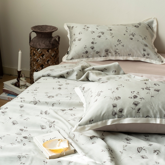 91家纺网 家纺一手货源 找家纺 禾时 2025新款60S兰精天丝数码印花四件套 幽幽暗香绿