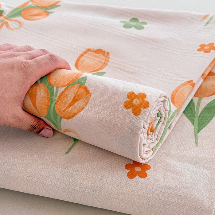 91家纺网 家纺一手货源 找家纺 红日子纺织品 2025新款直播热卖原棉提花锻条老粗布印花床单三件套 花香四溢