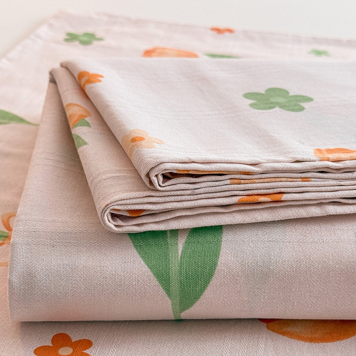 91家纺网 家纺一手货源 找家纺 红日子纺织品 2025新款直播热卖原棉提花锻条老粗布印花床单三件套 花香四溢