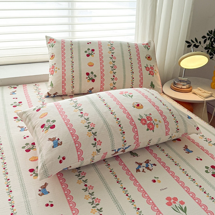 91家纺网 家纺一手货源 找家纺 红日子纺织品 2025新款直播热卖原棉提花锻条老粗布印花床单三件套 欢乐颂