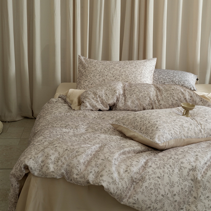 91家纺网 家纺一手货源 找家纺 禾时 2025新款60S兰精天丝数码印花四件套 花未央-白