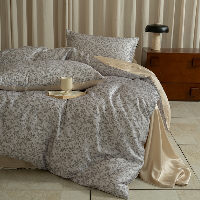 91家纺网 家纺一手货源 找家纺 禾时 2025新款60S兰精天丝数码印花四件套 花未央-灰