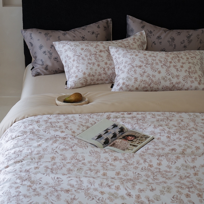 91家纺网 家纺一手货源 找家纺 禾时 2025新款60S兰精天丝数码印花四件套 漫时光-白