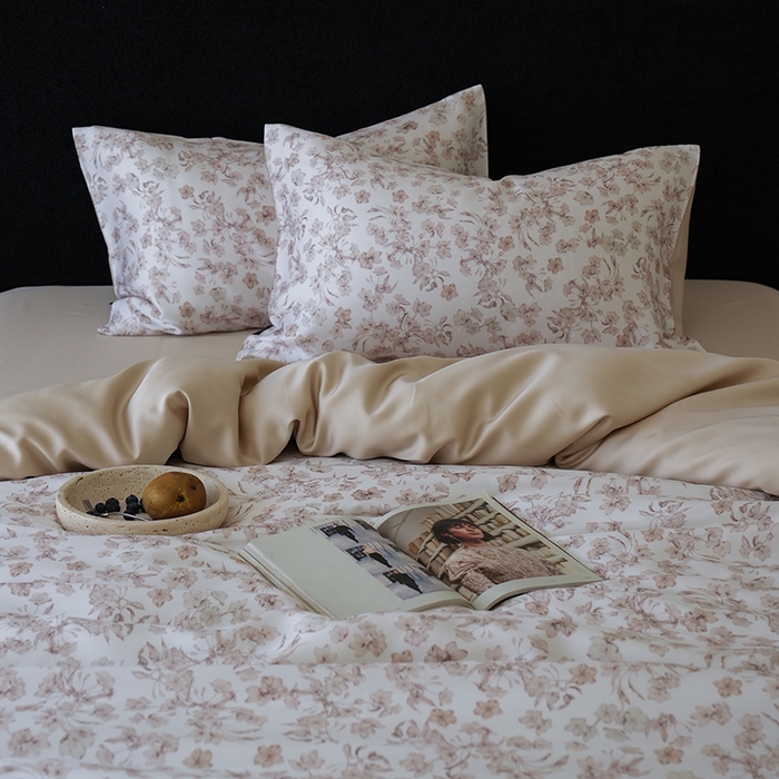 91家纺网 家纺一手货源 找家纺 禾时 2025新款60S兰精天丝数码印花四件套 漫时光-白