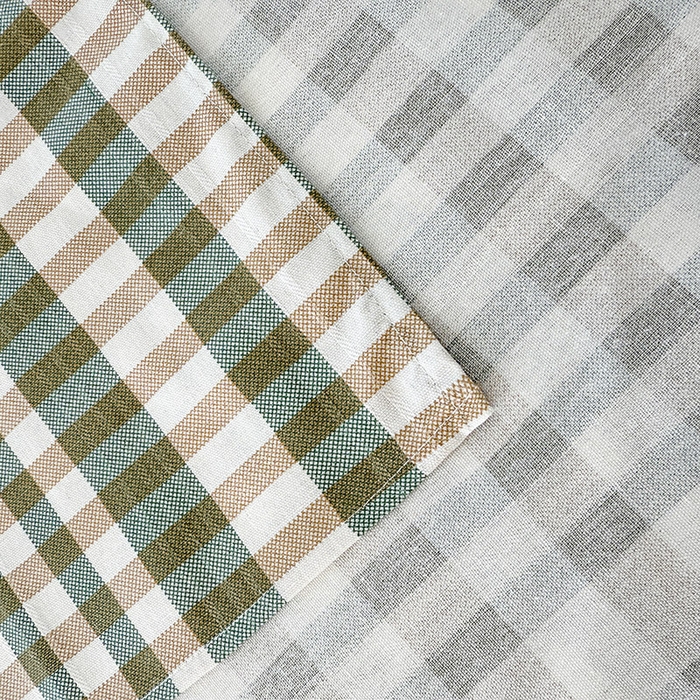 91家纺网 家纺一手货源 找家纺 红日子纺织品 2025新款直播热卖原棉提花锻条老粗布印花床单三件套 卡其格