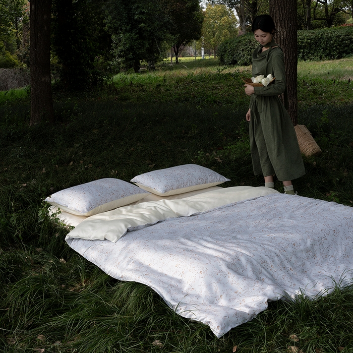 91家纺网 家纺一手货源 找家纺 禾时 2025新款60S兰精天丝数码印花四件套 慕沙-绿