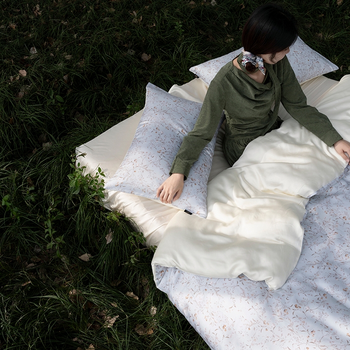 91家纺网 家纺一手货源 找家纺 禾时 2025新款60S兰精天丝数码印花四件套 慕沙-绿