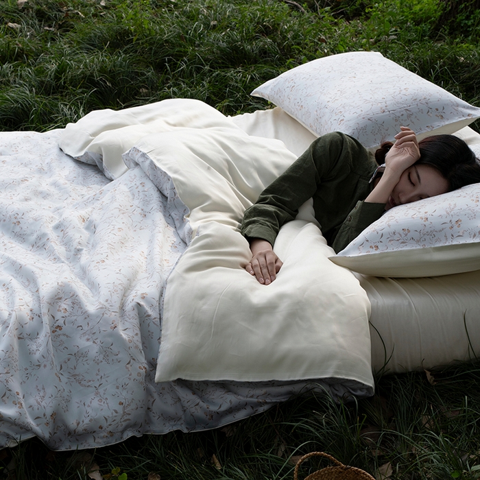 91家纺网 家纺一手货源 找家纺 禾时 2025新款60S兰精天丝数码印花四件套 慕沙-绿