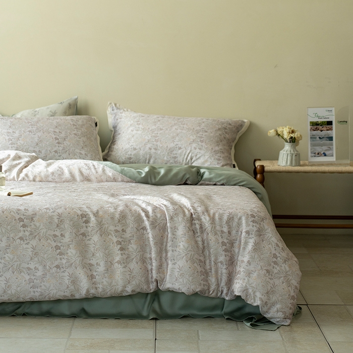 91家纺网 家纺一手货源 找家纺 禾时 2025新款60S兰精天丝数码印花四件套 南芙白（枕套带边）