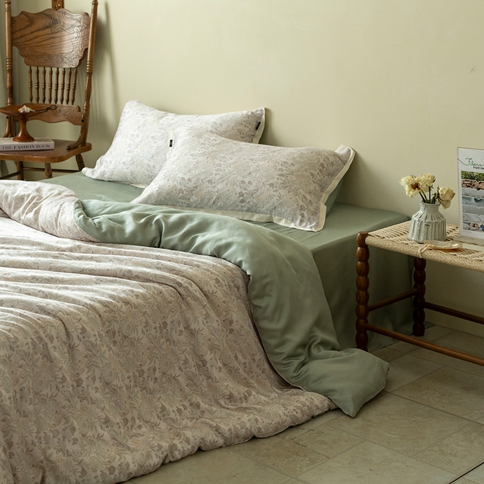 91家纺网 家纺一手货源 找家纺 禾时 2025新款60S兰精天丝数码印花四件套 南芙白（枕套带边）