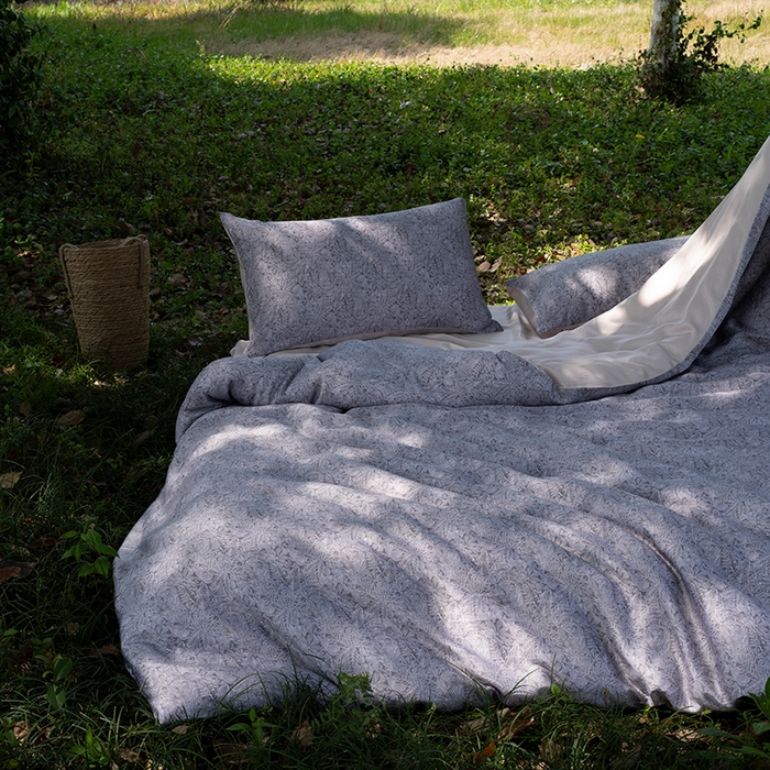 91家纺网 家纺一手货源 找家纺 禾时 2025新款60S兰精天丝数码印花四件套 晚风-深灰