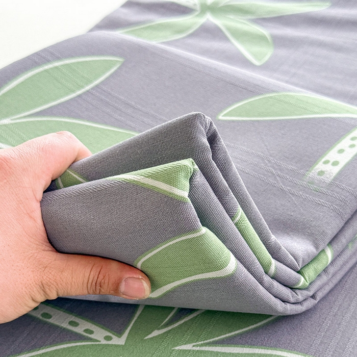 91家纺网 家纺一手货源 找家纺 红日子纺织品 2025新款直播热卖原棉提花锻条老粗布印花床单三件套 倩影