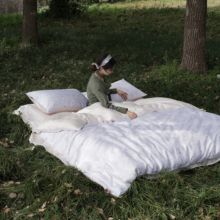 91家纺网 家纺一手货源 找家纺 禾时 2025新款60S兰精天丝数码印花四件套 薇薇安绵白