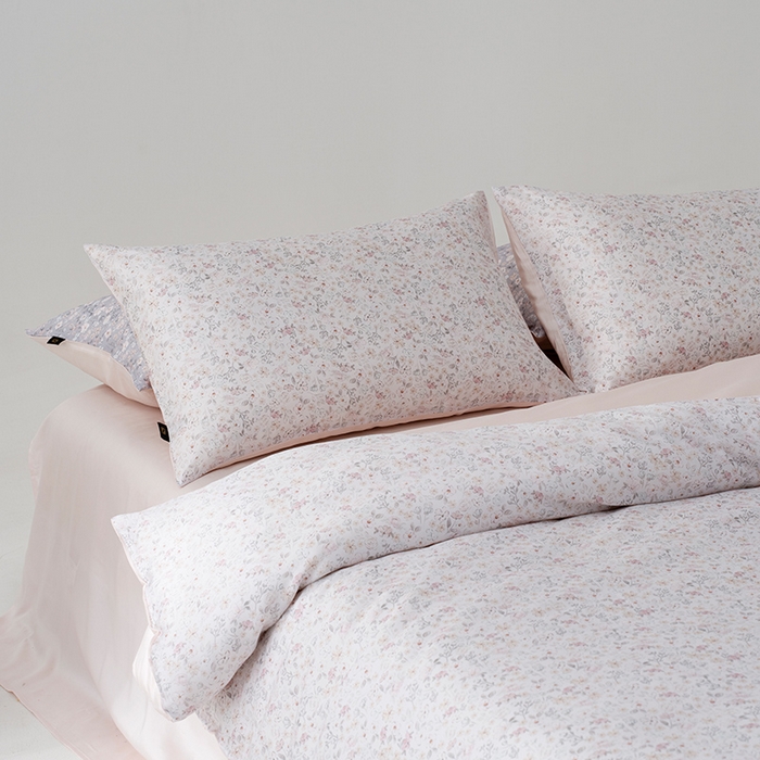 91家纺网 家纺一手货源 找家纺 禾时 2025新款60S兰精天丝数码印花四件套 薇薇安绵白