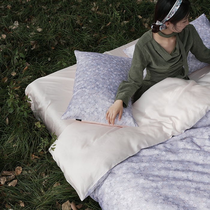 91家纺网 家纺一手货源 找家纺 禾时 2025新款60S兰精天丝数码印花四件套 薇薇安浅灰