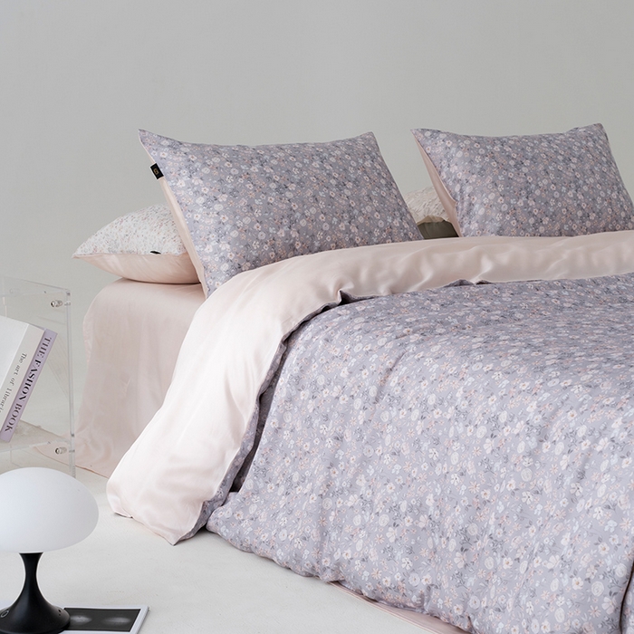 91家纺网 家纺一手货源 找家纺 禾时 2025新款60S兰精天丝数码印花四件套 薇薇安浅灰