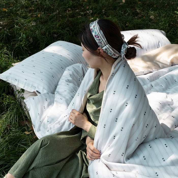 91家纺网 家纺一手货源 找家纺 禾时 2025新款60S兰精天丝数码印花四件套 心悦绿（枕套带边）