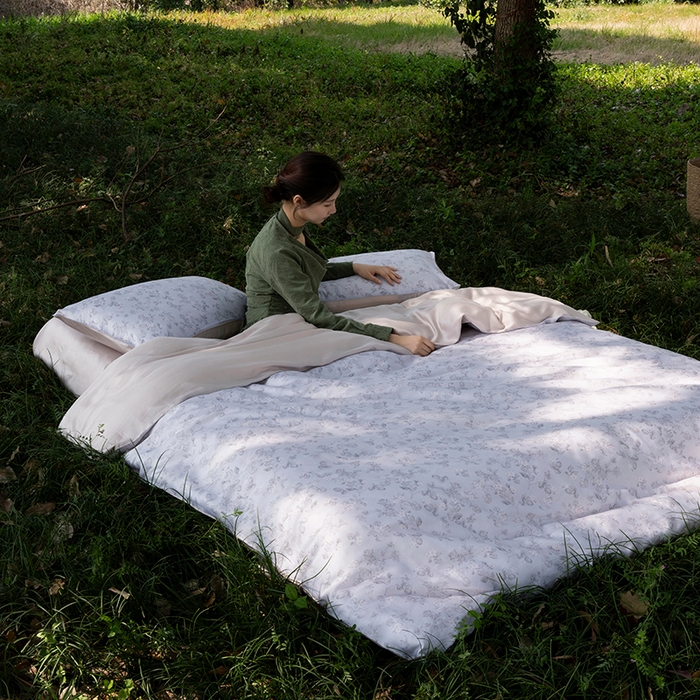 91家纺网 家纺一手货源 找家纺 禾时 2025新款60S兰精天丝数码印花四件套 星芙-灰